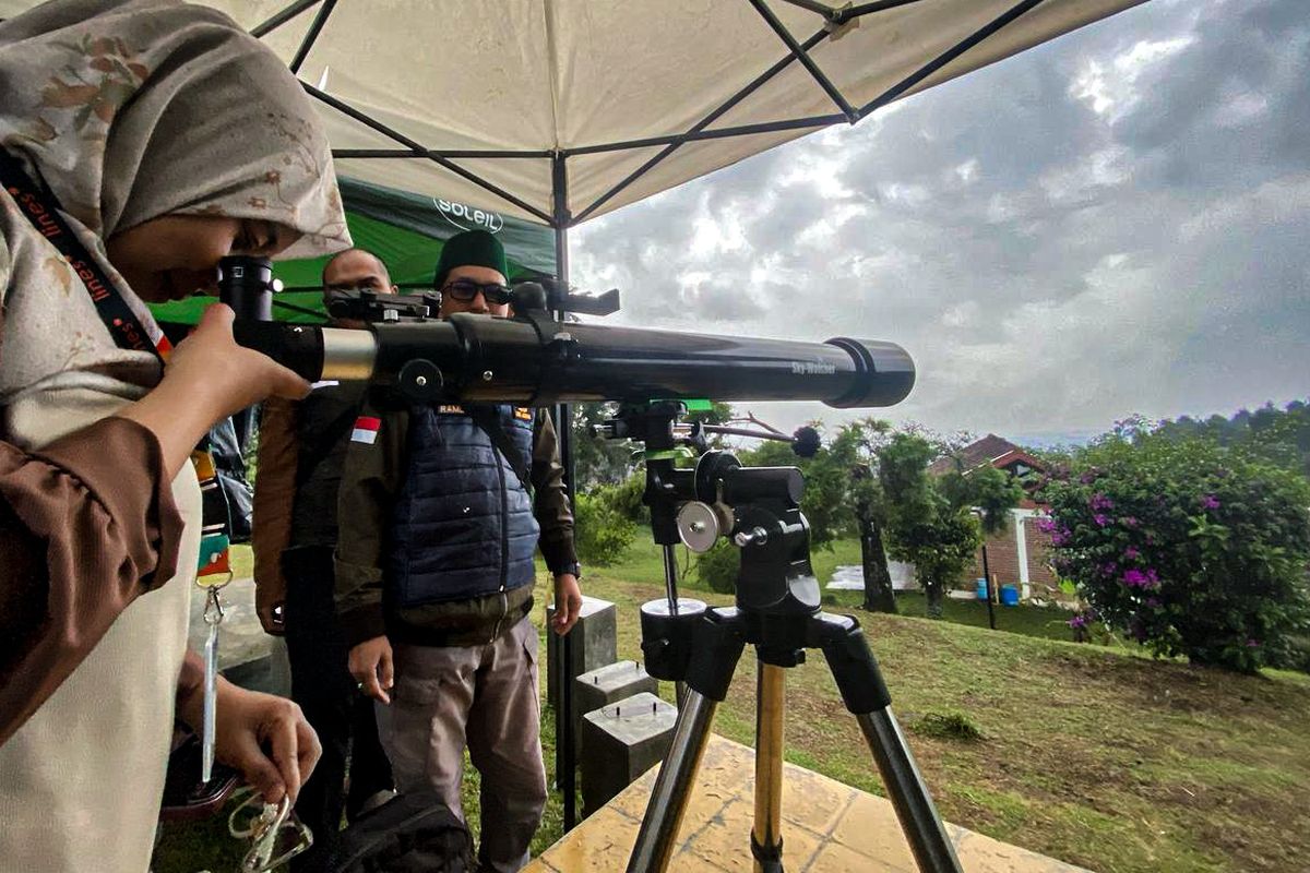 Pengamatan Hilal di Lembang Bandung Barat Terkendala Mendung